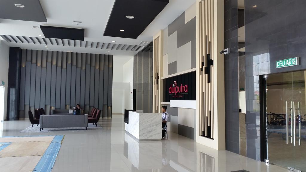 Cosy 3R2B Dwiputra Presint 15 Putrajaya Exterior photo